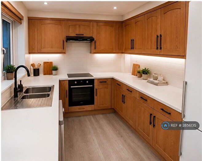 4 Bedroom Semi Detached House To Rent In Queenshill Road, Bristol, BS4