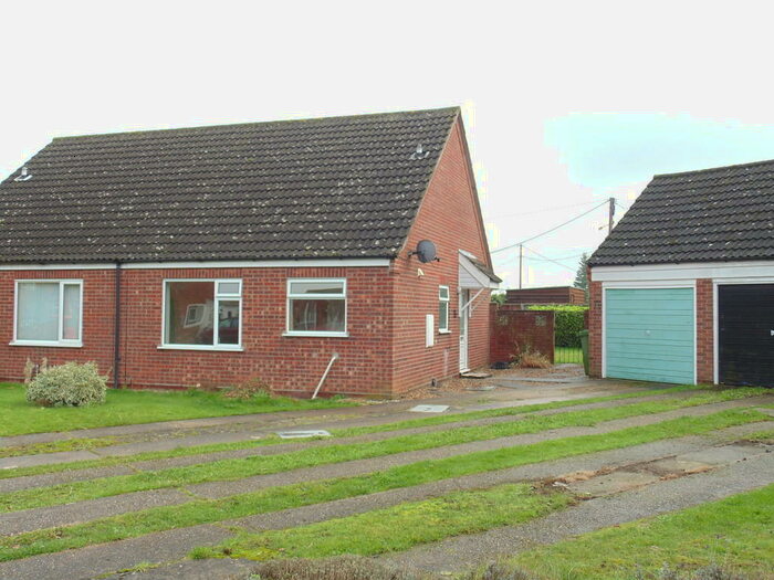 2 Bedroom Semi-Detached Bungalow To Rent In Pavilion Court, Roydon, Diss, IP22
