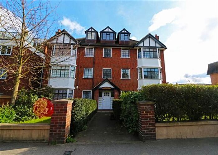 2 Bedroom Flat To Rent In Worple Road, Wimbledon, SW19