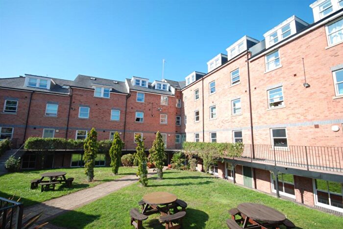 9 Bedroom House To Rent In Chapel Cross, Chapel Street, Leamington Spa, CV31