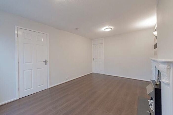 1 Bedroom Terraced House To Rent In Bransby Court, Farsley, Pudsey, LS28