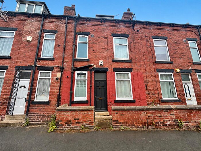 2 Bedroom Terraced House For Sale In Cow Close Road, Leeds, LS12