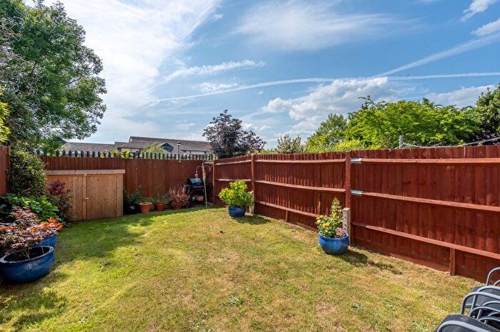 4 Bedroom Terraced House For Sale In Baxendale Road, Chichester, PO19