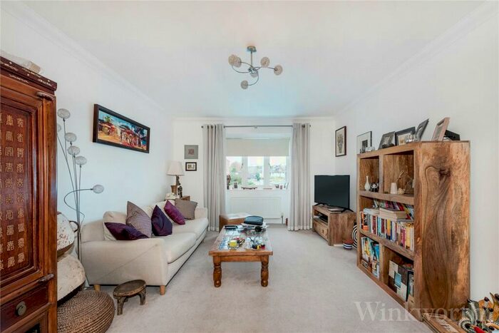 2 Bedroom Apartment To Rent In Sydenham Park Road, London, SE26