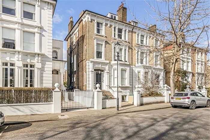 2 Bedroom Flat To Rent In Tregunter Road, SW10