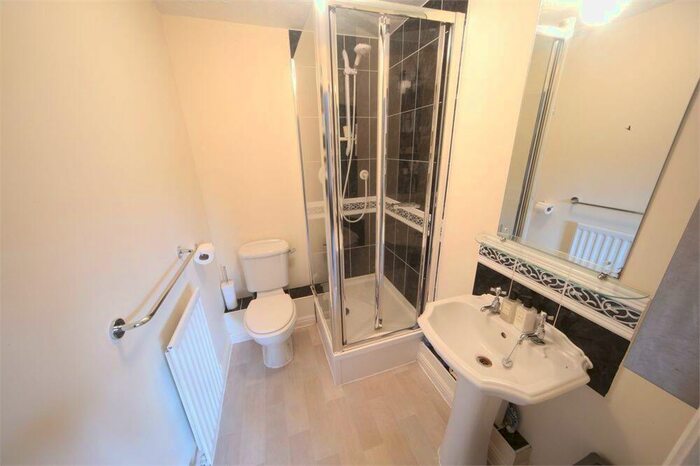 2 Bedroom Apartment To Rent In Grasholm Way, Slough, Berkshire, SL3