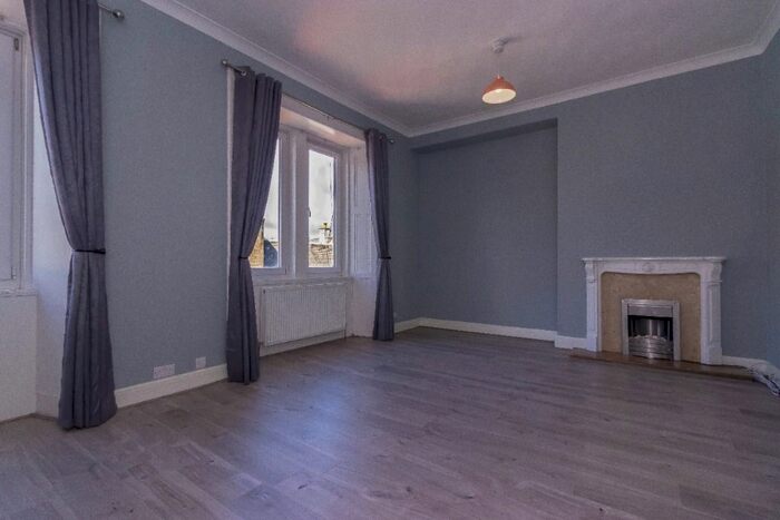 4 Bedroom Flat To Rent In Clerk Street, Loanhead, Midlothian, EH20