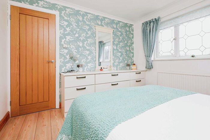 4 Bedroom Detached House For Sale In Wasperton Close, Birmingham, West Midlands, B36