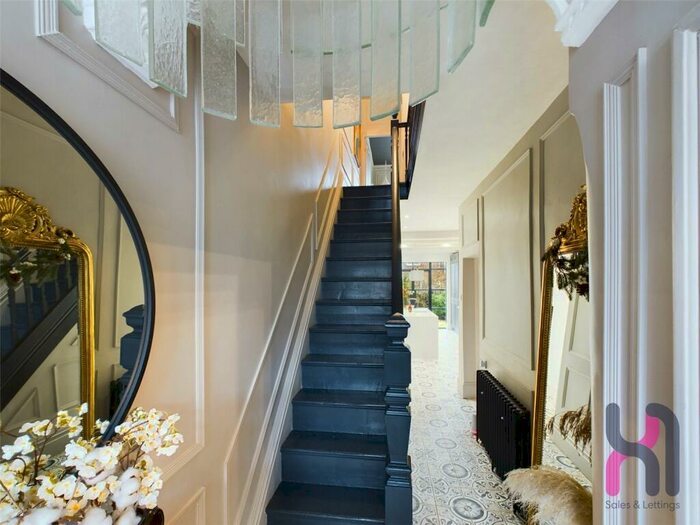 3 Bedroom Semi-Detached House To Rent In Highfield Drive, Eccles, Manchester, M30