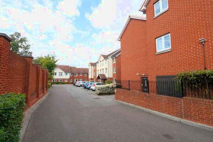 2 Bedroom Flat For Sale In Aragon Court, Church Road, Hadleigh, Essex, SS7