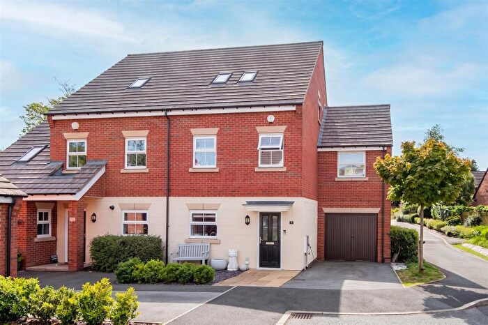 4 Bedroom Semi-Detached House For Sale In Albert Place, Altrincham, WA14