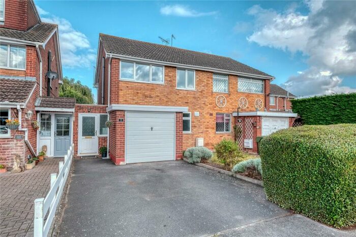 3 Bedroom Semi-Detached House To Rent In Cloverdale, Stoke Prior, Bromsgrove, Worcestershire, B60