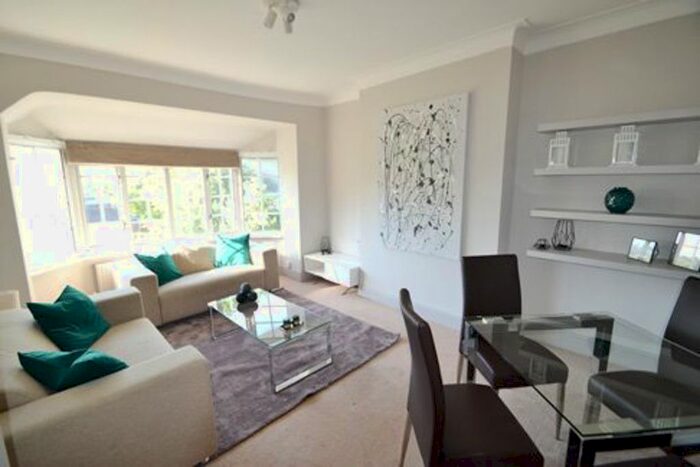 1 Bedroom Maisonette To Rent In The Crest, London, NW4