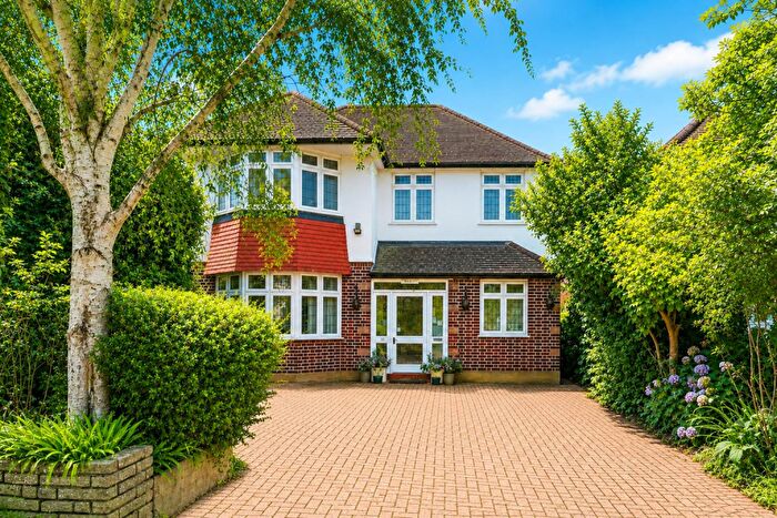 6 Bedroom Detached House For Sale In Northey Avenue, South Cheam, SM2