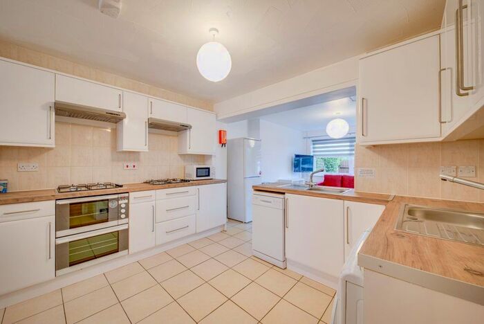 1 Bedroom Property To Rent In Payton Mews, Canterbury, CT1