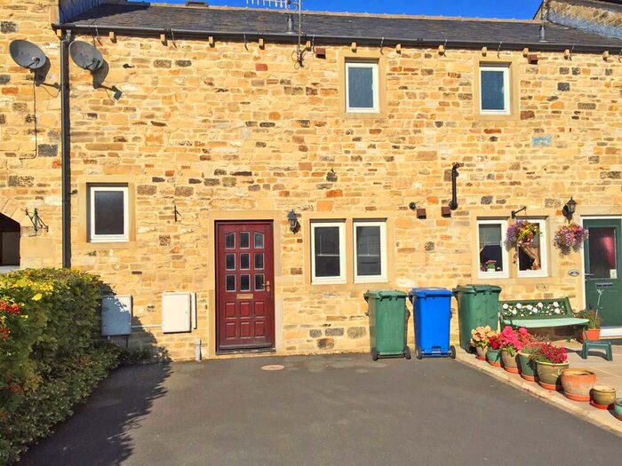 2 Bedroom Terraced House To Rent In Whinfield Court, Skipton, BD23