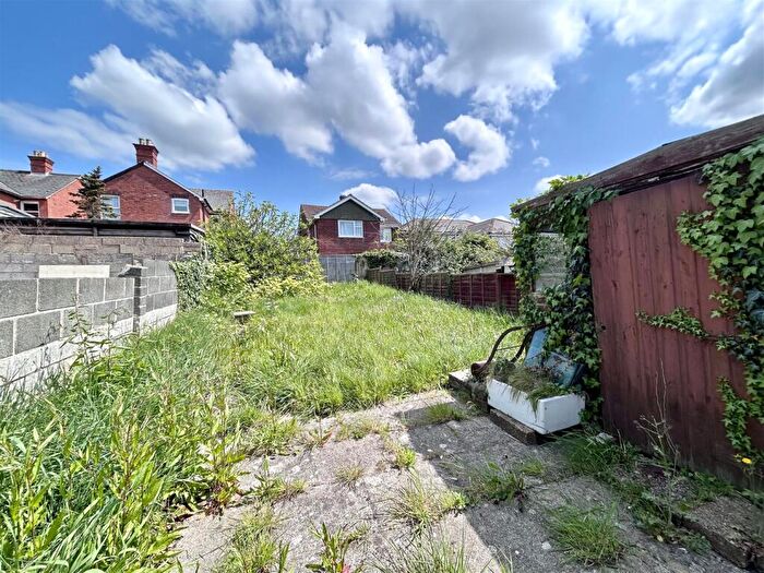 2 Bedroom Semi-Detached House For Sale In Ash Road, Newport, PO30