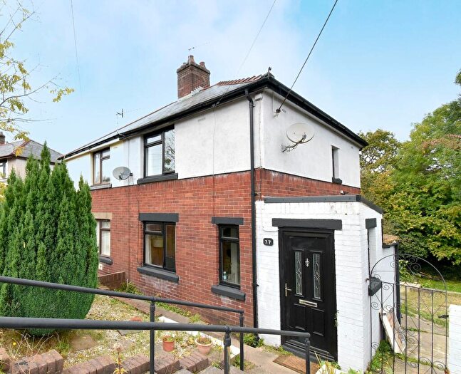 2 Bedroom House For Sale In The Crescent, Caerphilly, CF83
