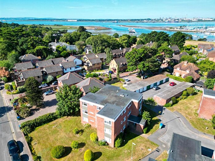 3 Bedroom Apartment To Rent In Newtown Court, Havelock Road, Southampton, SO31