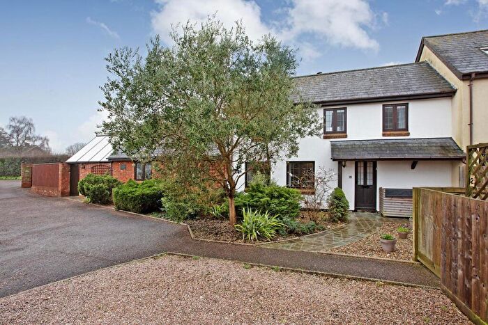 2 Bedroom Semi Detached House For Sale In Staplake Mount Cottages, Starcross, EX6