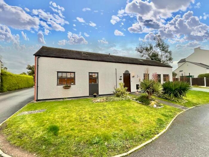 2 Bedroom Barn Conversion For Sale In Lakesedge, Eccleshall Road, Stone, ST15