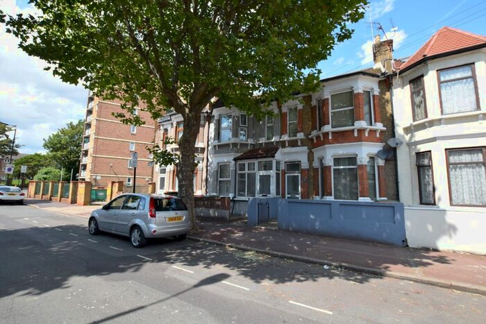 4 Bedroom Property To Rent In Heigham Road, East Ham, E6