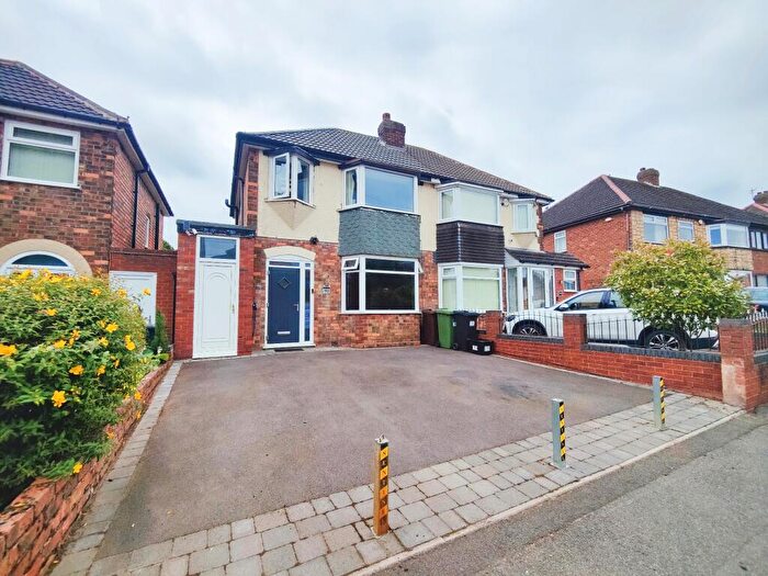 3 Bedroom Semi-Detached House To Rent In Victor Road, Solihull, B92