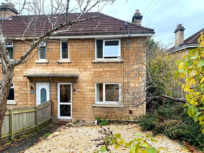 2 Bedroom End Of Terrace House For Sale In Avon Park, Bath, Somerset, BA1