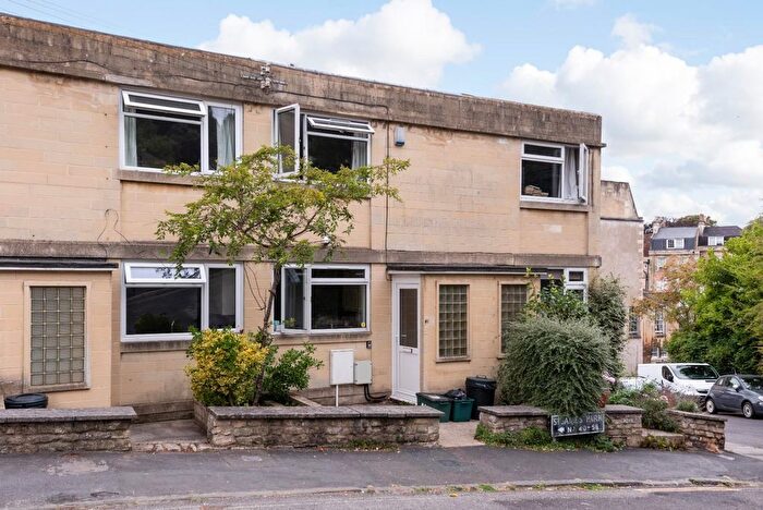 4 Bedroom Terraced House To Rent In St. James's Park, Bath, BA1