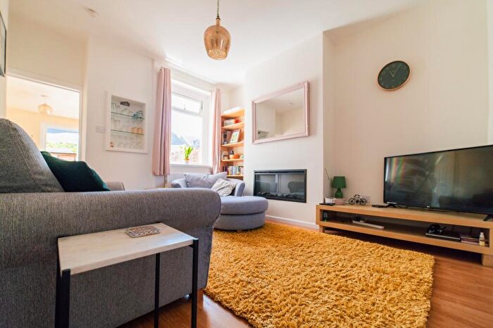 2 Bedroom Terraced House For Sale In Cottrell Road, Roath, CF24