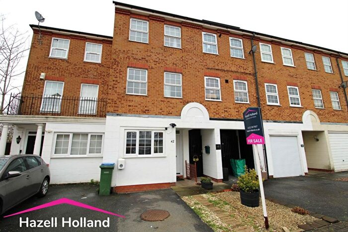 2 Bedroom Terraced House For Sale In Oakleigh Close, Swanley, BR8