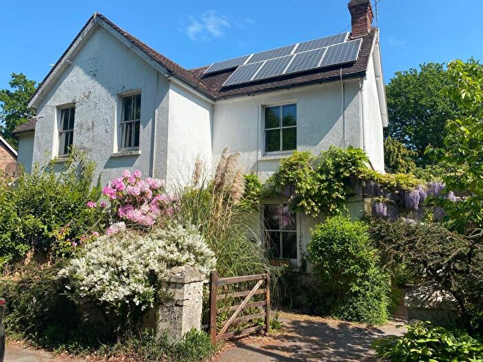 4 Bedroom Semi-Detached House For Sale In Snowhill Lane, Copthorne, Crawley, RH10