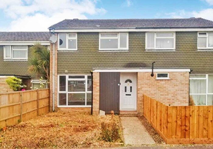3 Bedroom Terraced House For Sale In Wordsworth Road, Thatcham, RG18