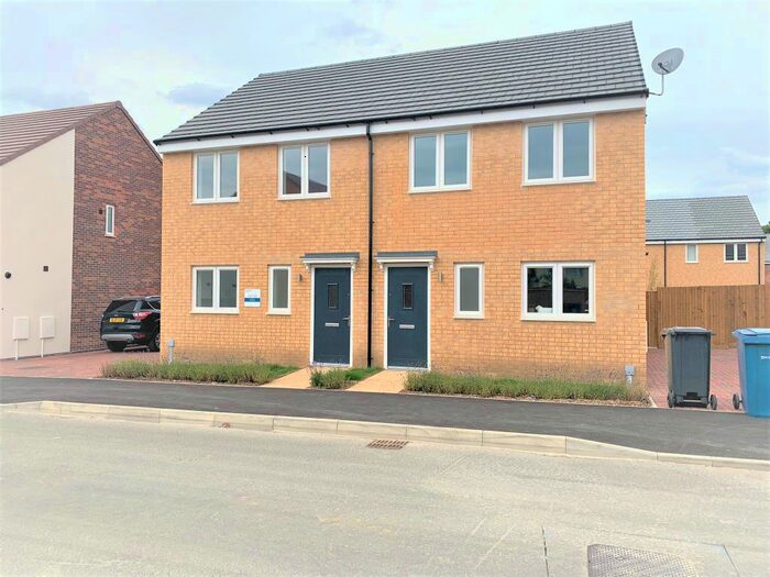 3 Bedroom Property To Rent In Charles Place, Bury St. Edmunds, IP32