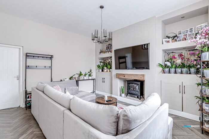 2 Bedroom End Of Terrace House For Sale In Hanson Street, Bury, BL9