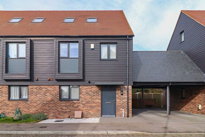 3 Bedroom Semi-Detached House For Sale In Roman Way, Margate, Kent, CT9