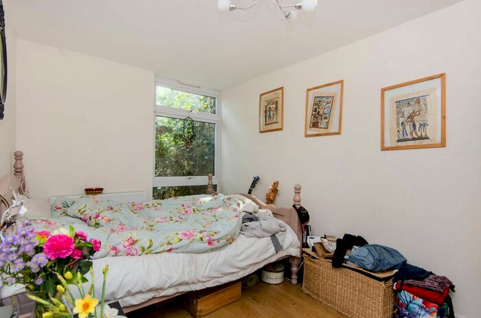 3 Bedroom Terraced House To Rent In Dorrien Walk, Streatham Hill, London, SW16