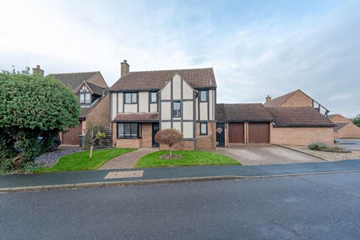 3 Bedroom Detached House For Sale In Ribble Close, St. Ives, Cambridgeshire, PE27