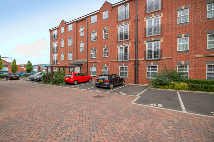2 Bedroom Apartment To Rent In Magnus Court, Chester Green, Derby, DE21