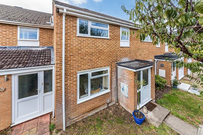 3 Bedroom Terraced House For Sale In Hedgemead Avenue, Abingdon, OX14