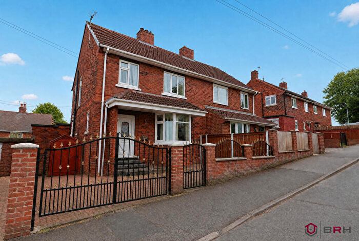 3 Bedroom Semi-Detached House For Sale In Central Avenue, Mexborough, S64
