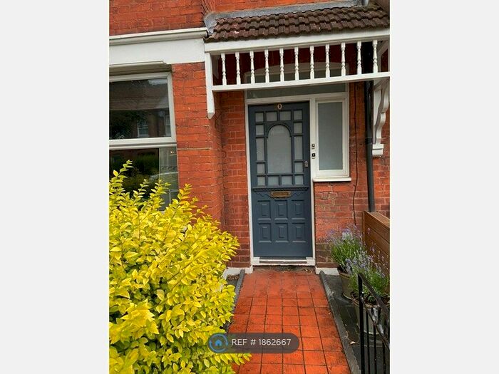 2 Bedroom Flat To Rent In Overdale Road, London, W5