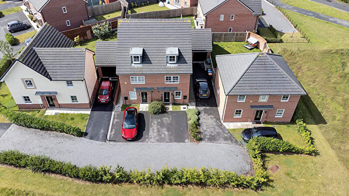 4 Bedroom Semi Detached House For Sale In Aire Drive, Northwich, CW9