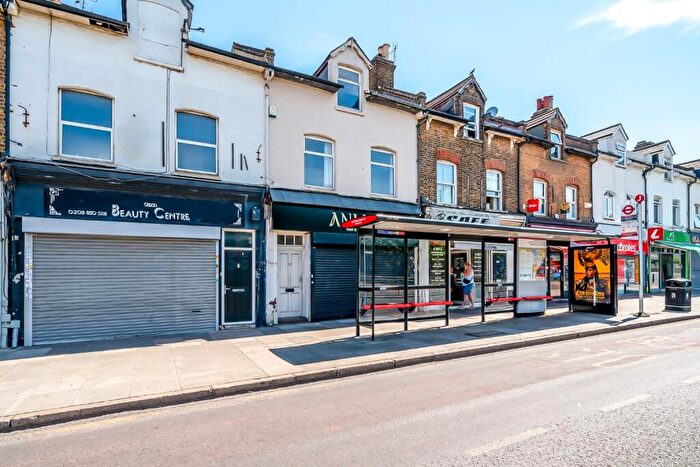 2 Bedroom Flat To Rent In Footscray Road, SE9