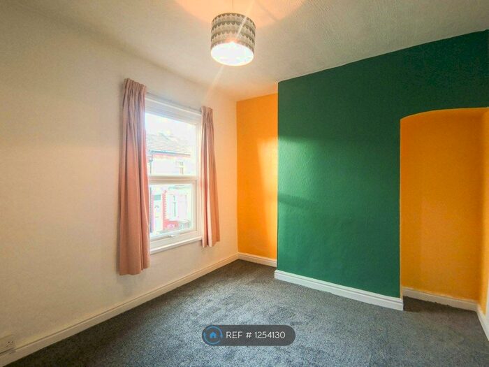 2 Bedroom Terraced House To Rent In Moorland Road, Birkenhead CH42