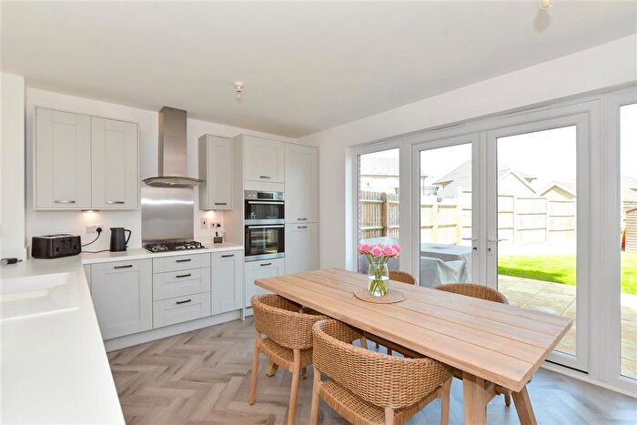 3 Bedroom Semi-Detached House For Sale In Hazel Road, Langdon Hills, Basildon, Essex, SS16