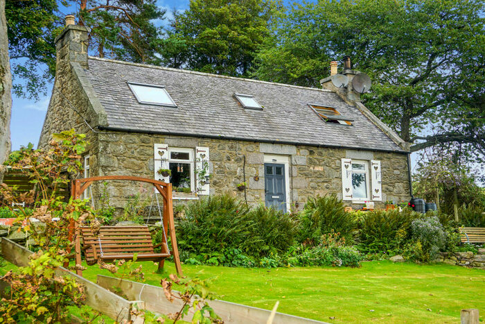 4 Bedroom Detached House For Sale In Midtown Of Bellyhack, Keith Moray, AB55