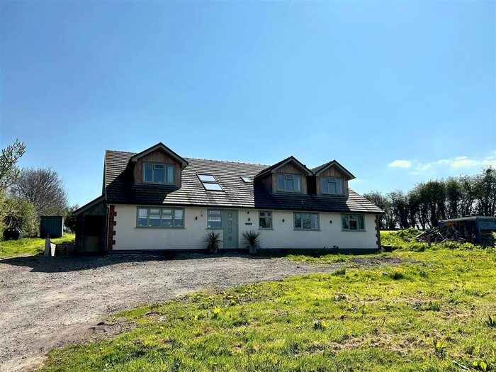 6 Bedroom Detached House For Sale In Eau Withington, Hereford, HR1