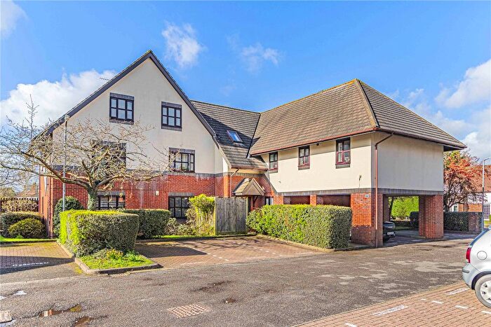 1 Bedroom Flat To Rent In The Pines, Anthony Road, Borehamwood, Hertfordshire, WD6