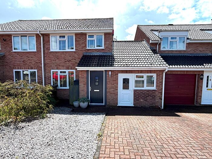 3 Bedroom Terraced House For Sale In Chalice Way, Glastonbury, BA6